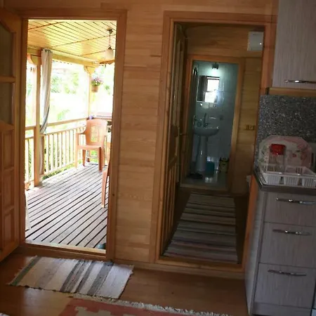 Naz Apartlari * Чирали